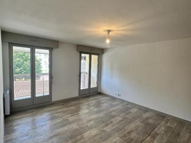 Appartement T2 à louer Saint Jacques De La Lande 42 m²