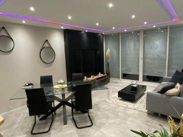 Appartement T2 à louer 55m2 Marseille