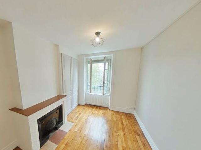 APPARTEMENT T2 A LOUER