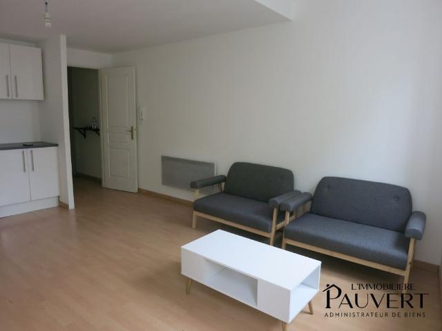 Appartement T2 AMAENAGE au 2ème étage