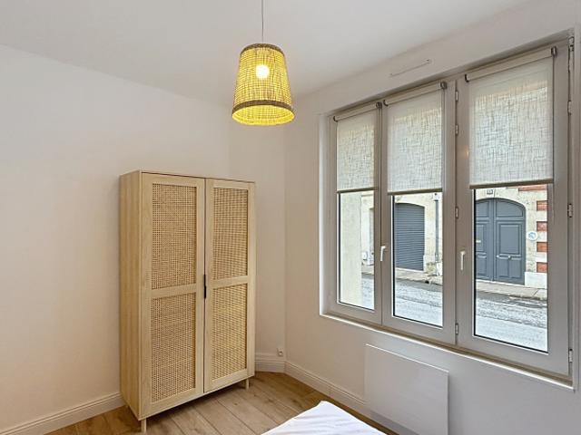Appartement T2 ancien rénové meublé