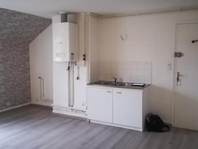 Appartement T2 au 2e étage d'un immeuble