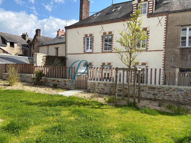 Appartement T2 au coeur de la jolie commune de Sucé sur Erdre avec extérieur