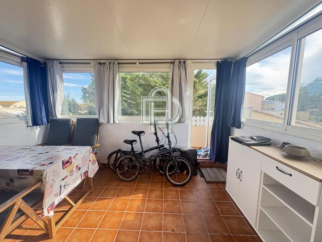 Appartement T2 avec mezzanine et véranda de 36 m2 Gruissan Pinède