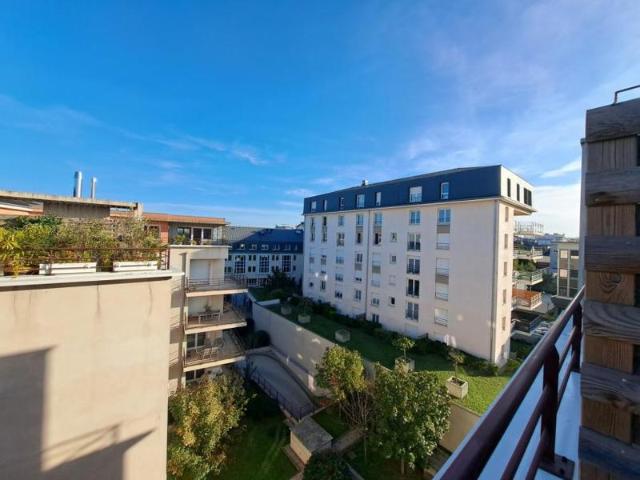 APPARTEMENT T2 AVEC BALCON