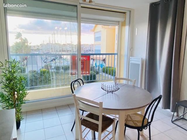 Appartement T2 avec cabine Belle vue sur le port