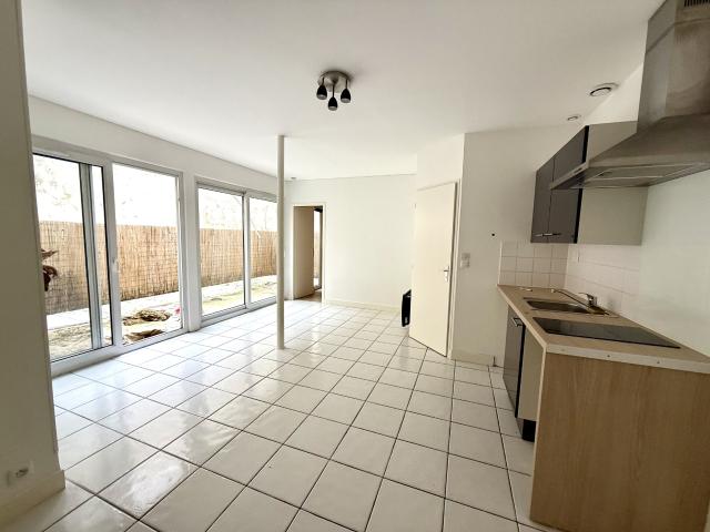 Appartement T2 avec cour Gambetta