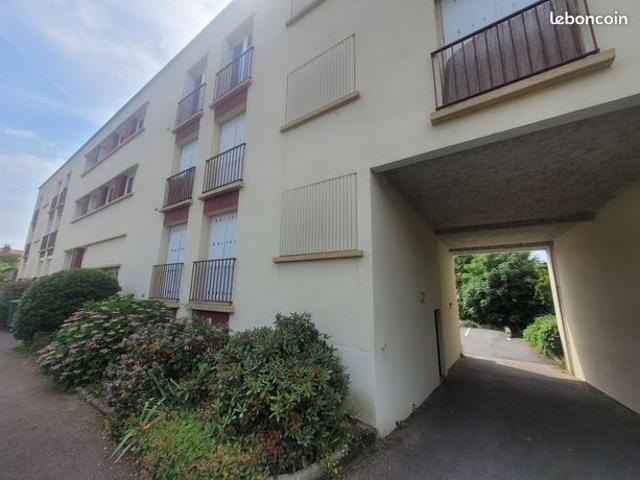 Appartement T2 avec garage et cave