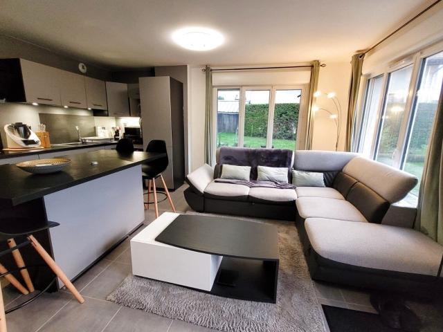 Appartement T2 avec jardin de 103 m2 Cranves Sales 48m² Cranves Sales