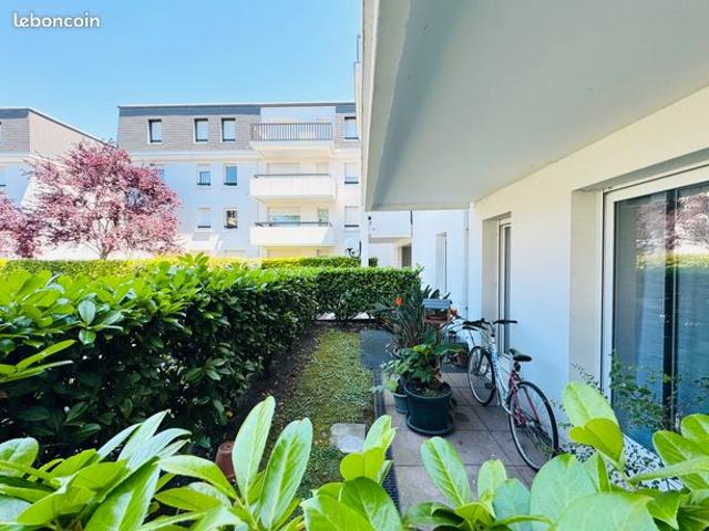 Appartement T2 avec jardin privatif et parking sécurisé à Mérignac