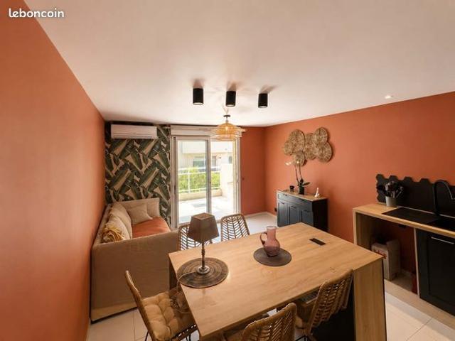 Appartement T2 avec loggia et garage