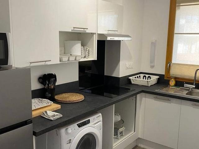 Appartement T2 avec Terrasse et Parking – Lille Ce