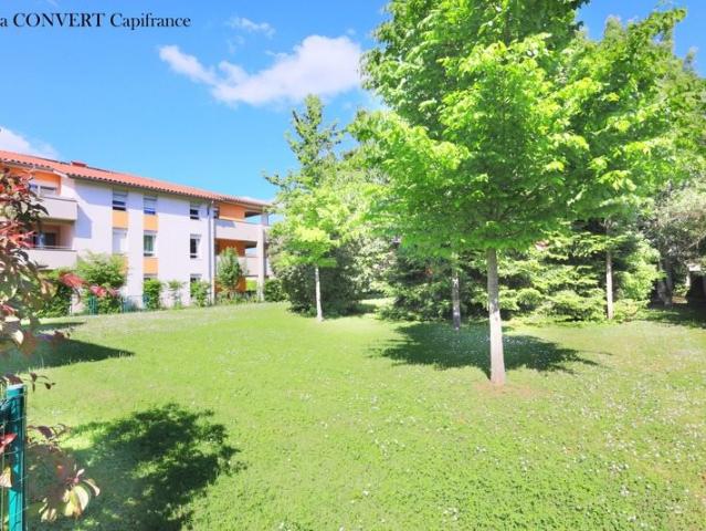 Appartement T2 avec terrasse, jardin, garage proche de la ga. 51m² Bourg en Bresse