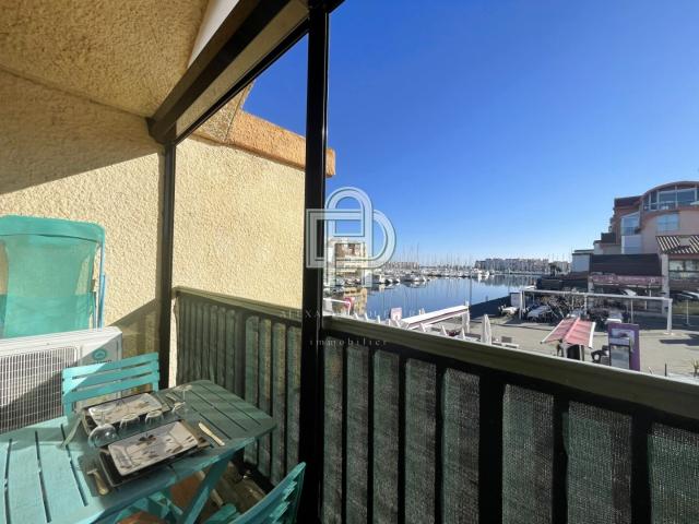 Appartement T2 avec vue sur le port Rive droite