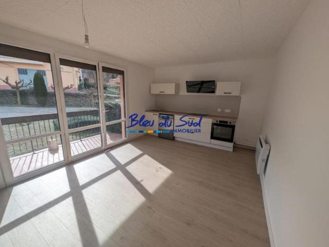 Appartement T2 bis / T3 entièrement rénové avec balcon et vue