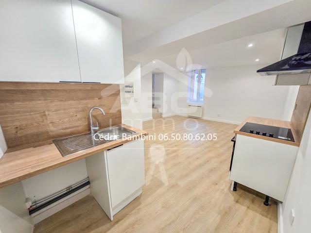 Appartement T2 Bis entièrement rénové à Trets