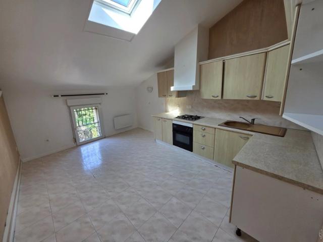 Appartement T2 Bis Saint Quentin la Poterie