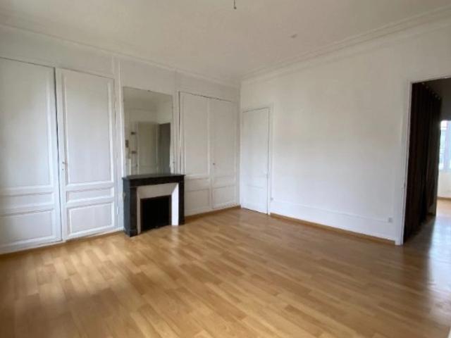 APPARTEMENT T2 BiS QUARTIER GARE AVEC PARKING