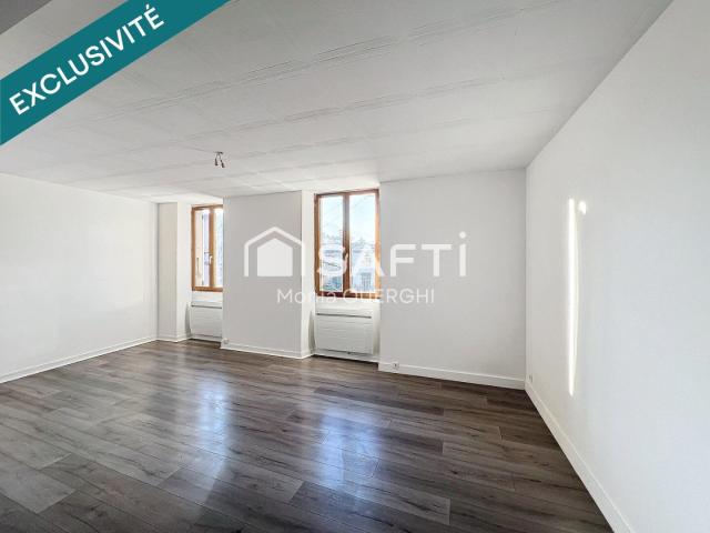 Appartement T2 + bureau, place de parking 54 m²