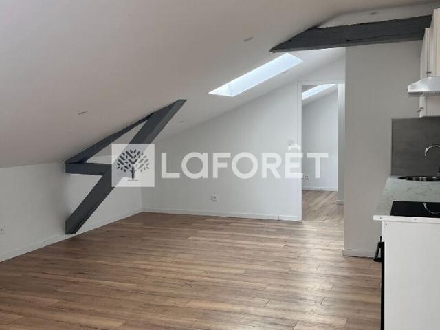 Appartement T2 CAHORS à louer