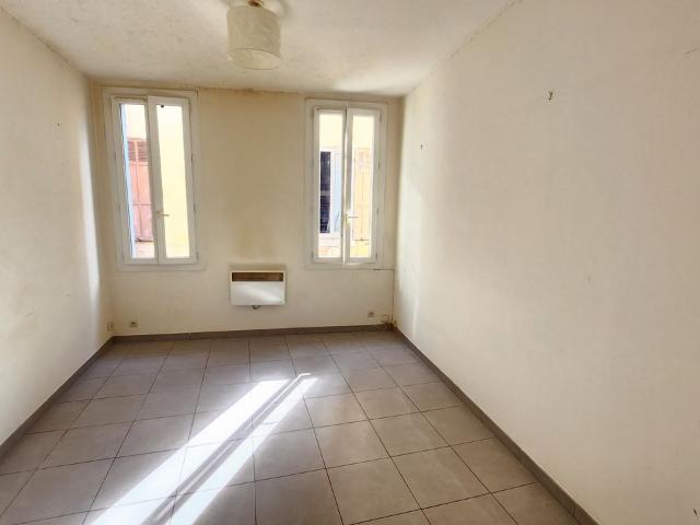 APPARTEMENT T2 CENTRE PORT VIEUX