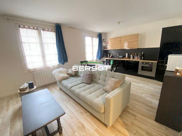 Appartement T2 Centre ville Besançon avec parking et cave