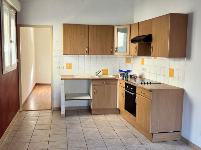 Appartement T2 centre ville de Pont St Esprit