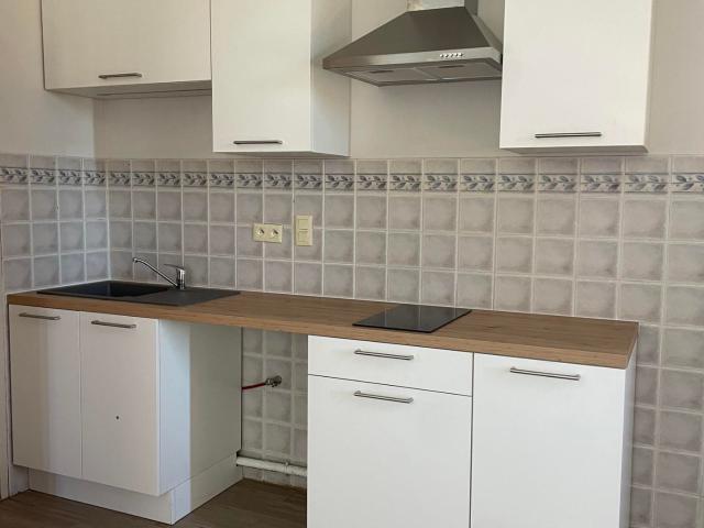 Appartement T2 centre ville de Pont St Esprit
