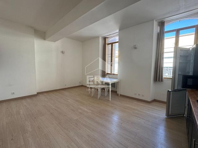 Appartement T2 centre ville Vic en Bigorre
