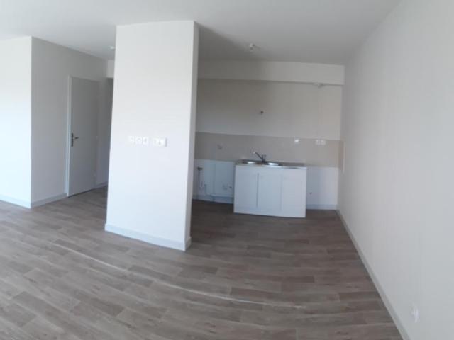 Appartement T2 CHAMPAGNE EN VALROMEY