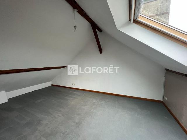 Appartement T2 CHANTILLY à louer