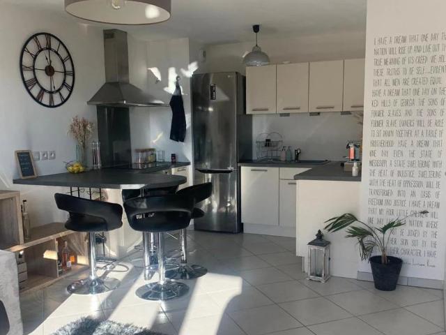 Appartement T2 CRUSEILLES de 44 m²