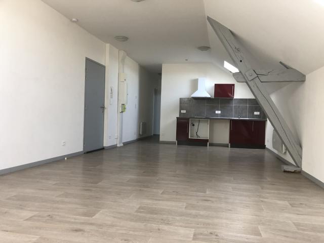Appartement T2 de 50,81 m2 LA ROCHE CHALAIS 24 DISPONIBLE DE SUITE