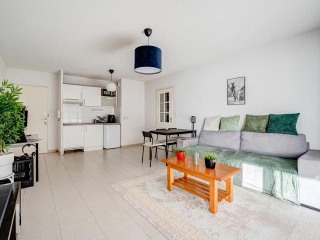 Appartement T2 de 51 m² à Montaudran avec un parking