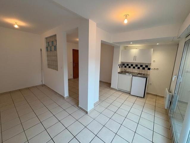 Appartement T2 de 30 m² avec terrasse à Amiens, proche centre vi