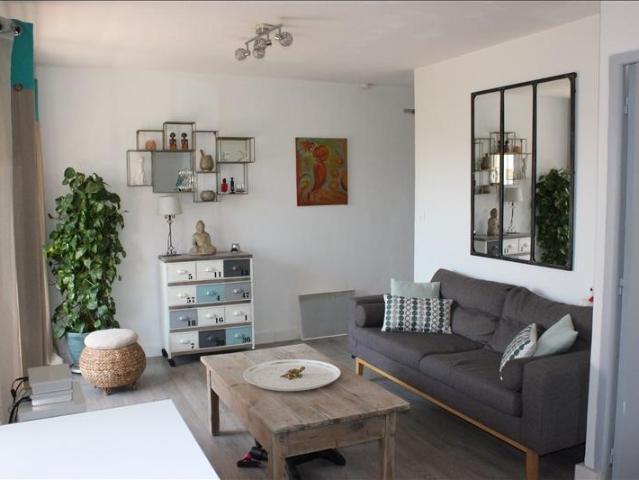 Appartement T2 de 35 m2 2 pièces Balcon Parking