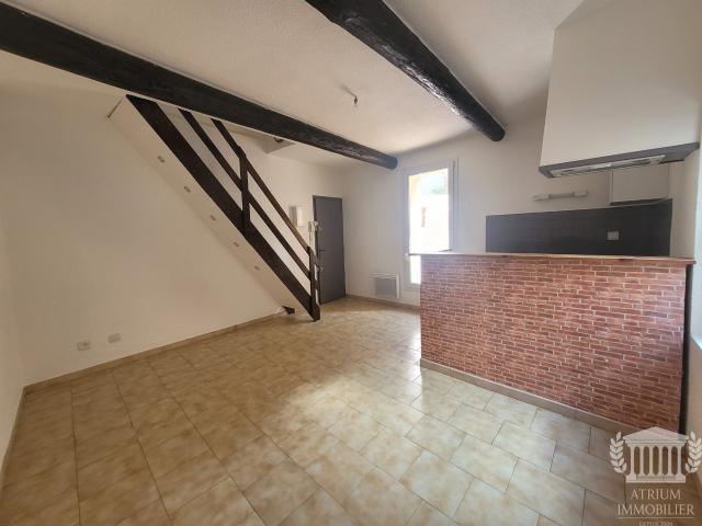 Appartement T2 Duplex avec Terrasse Centre Village de Manduel