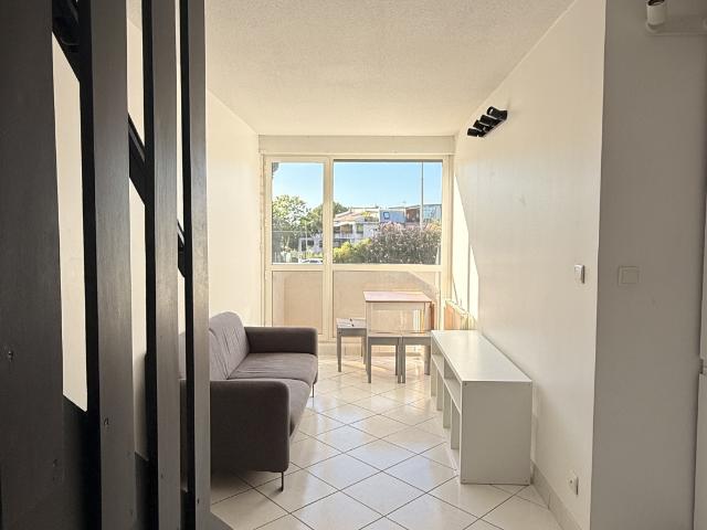 Appartement T2 Duplex meublé 49 m2 avec balcon et parking