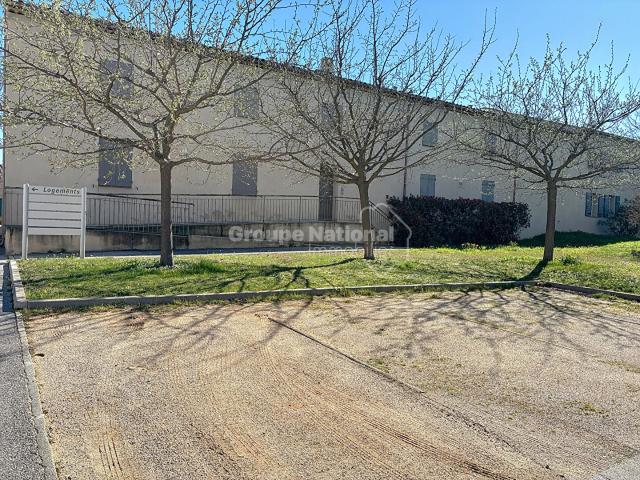 Appartement t2 en 1er étage Berre L'étang