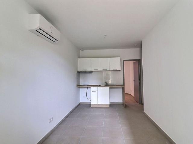 Appartement T2 en centre ville d'Albi Terrasse et parking