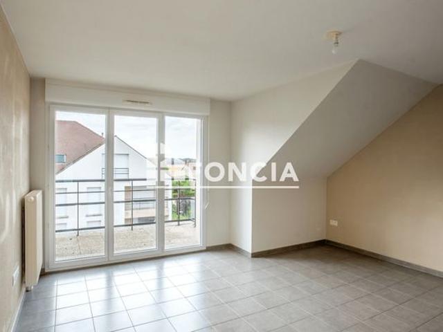 Appartement t2 en dernier étage, avec balcon et parking en sous sol