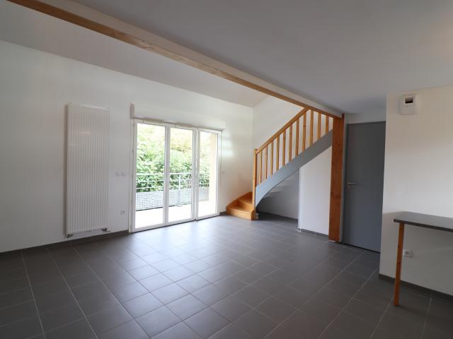 Appartement T2 en duplex à vendre à LÉOGNAN