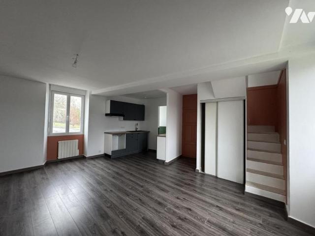 APPARTEMENT T2 EN DUPLEX RENOVE