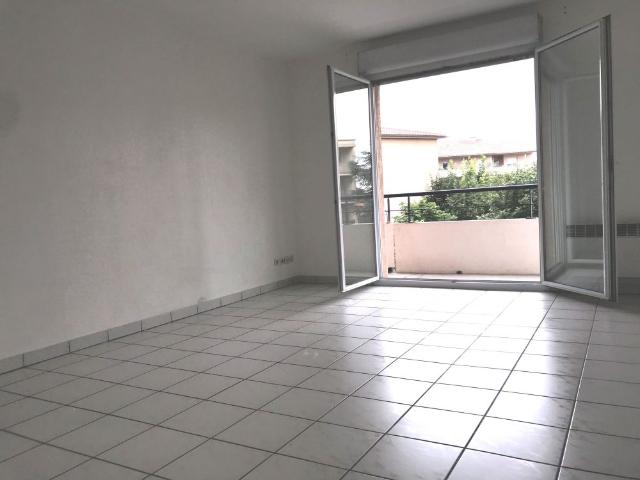 Appartement T2 en location à RAMONVILLE ST AGNE