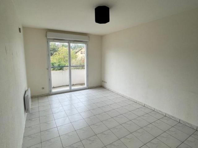 Appartement T2 en location à RAMONVILLE ST AGNE