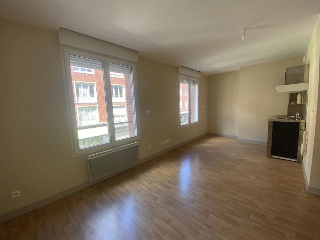 APPARTEMENT T2 EN PLEIN COEUR DU CENTRE VILLE