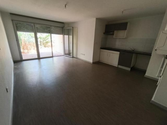 APPARTEMENT T2 EN REZ DE JARDIN
