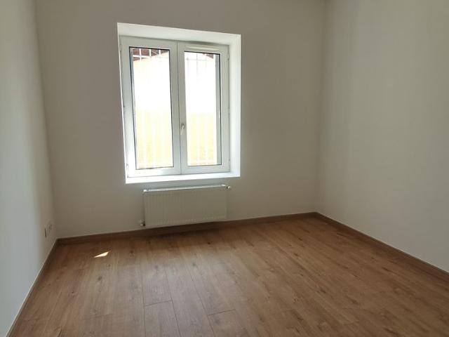 Appartement T2 entièrement rénové avec cour