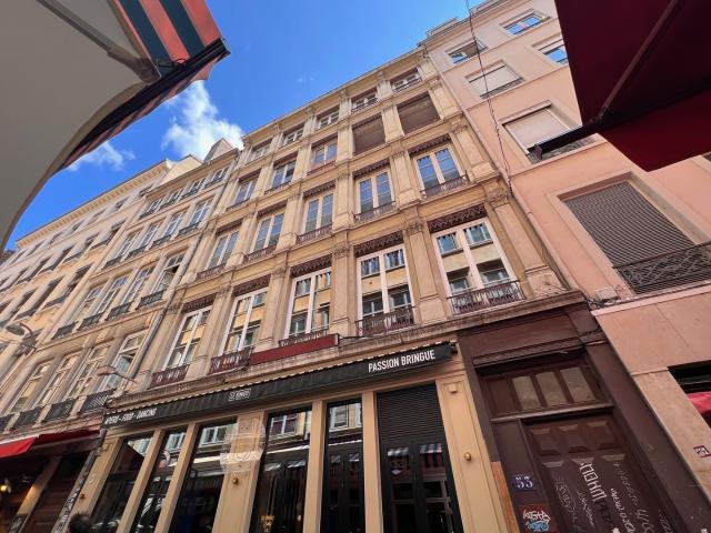 Appartement T2 entièrement rénové de 50.48m2 rue Mercière !