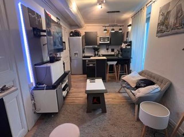 Appartement T2 hyper centre avec local 6m² + 2 parkings